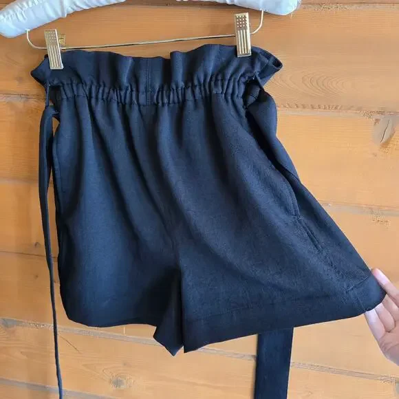 Aritzia Paperbag Shorts Wilfred Tie Waist High Rise 2 Black Pocket Bottom Short - Picture 4 of 7